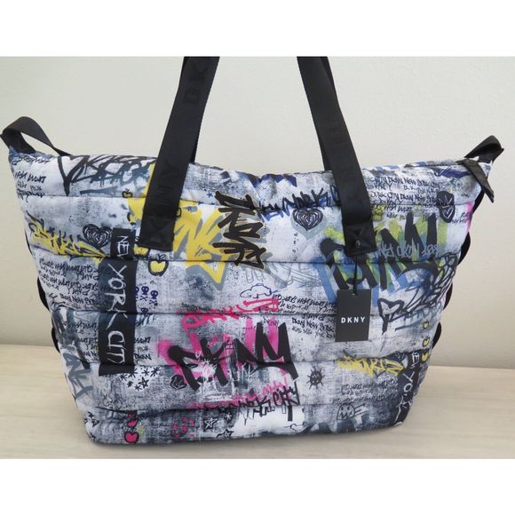 DKNY R14XQG2 Women's Large NYC Graffiti Nora Weekender Tote Bag $178 - Picture 6 of 10